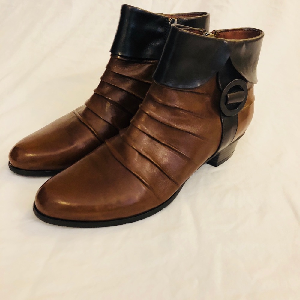 Regarde Le Ciel Ankle Boot